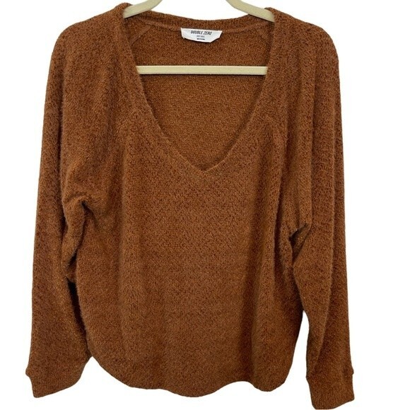 Double zero rust colored v neck Long Sleeve Sweater S - Picture 1 of 4